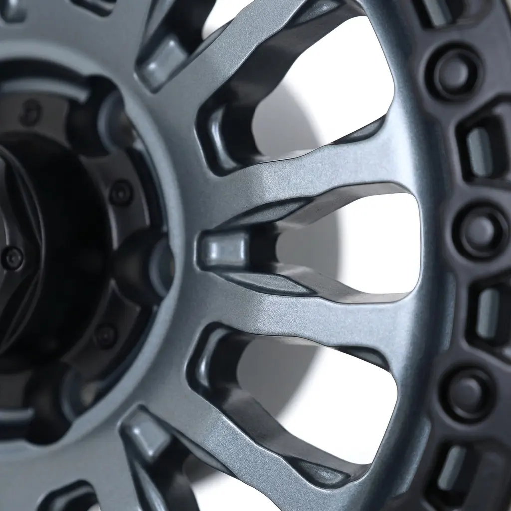 Alloy_car_wheel_close_up_20261024192842 Alloy_car_wheel_close_up_20261024192842