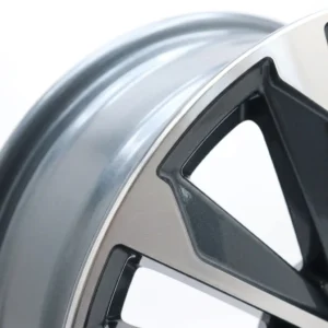 Alloy_car_wheel_rim_closeup_20261024194110 Alloy_car_wheel_rim_closeup_20261024194110