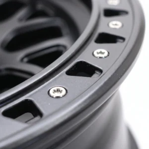 Alloy_wheel_bolts_close-up_2K_20261008121050