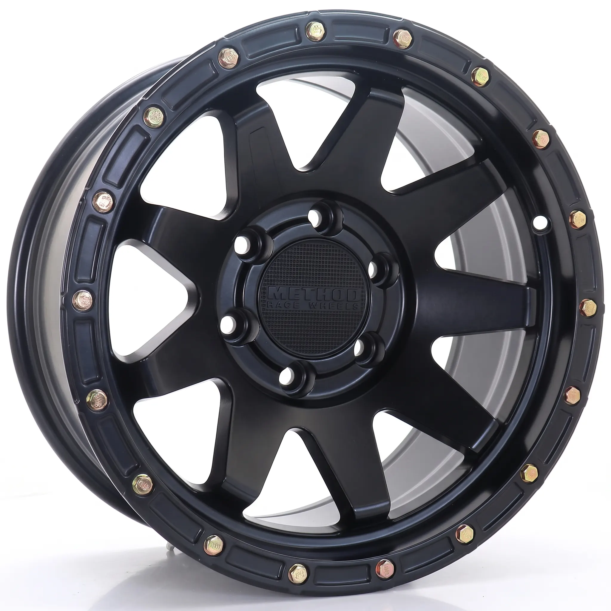 Black_alloy_car_wheel_rim_2K_20261008110027