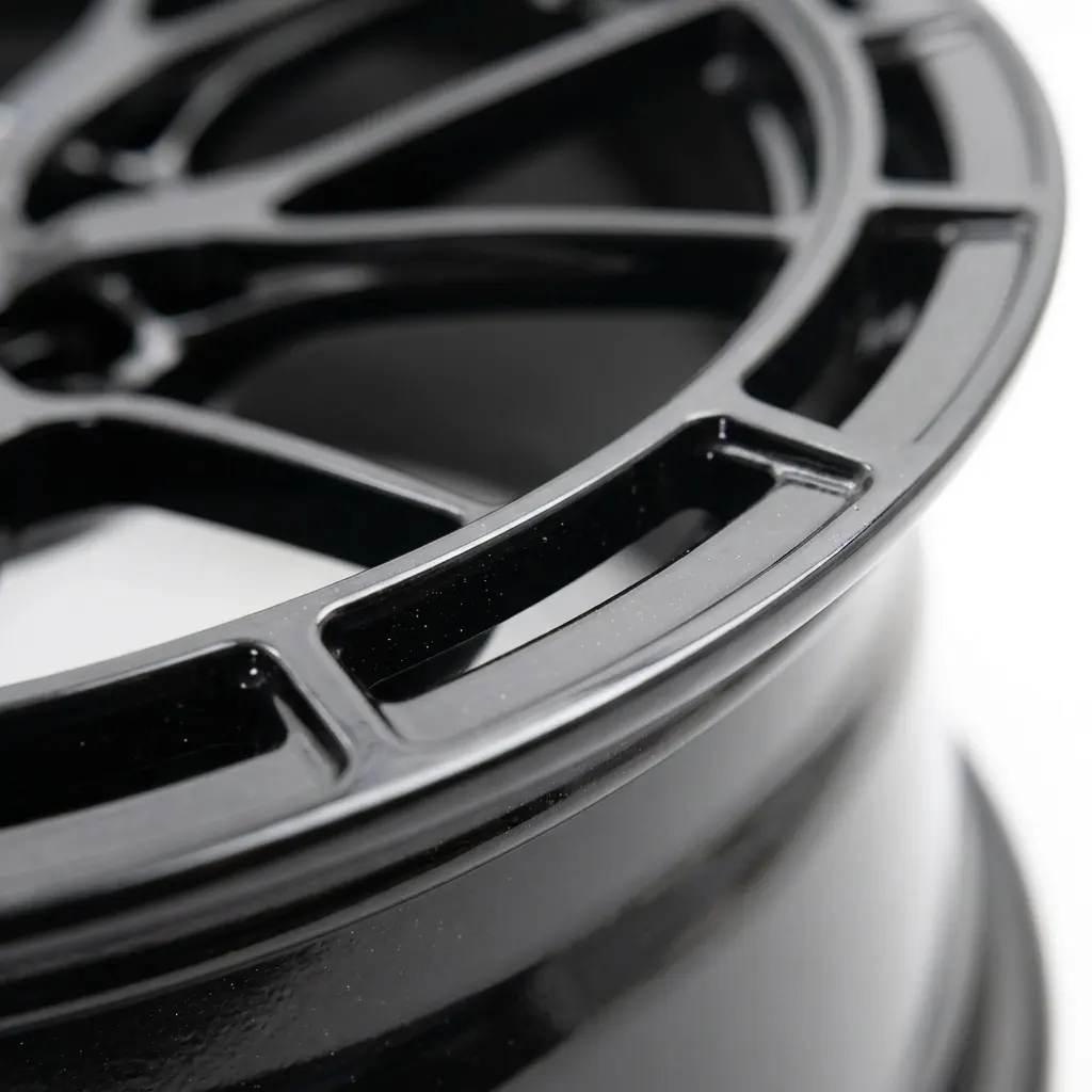 Car_wheel_rim_close-up_20261027105528 Car_wheel_rim_close-up_20261027105528