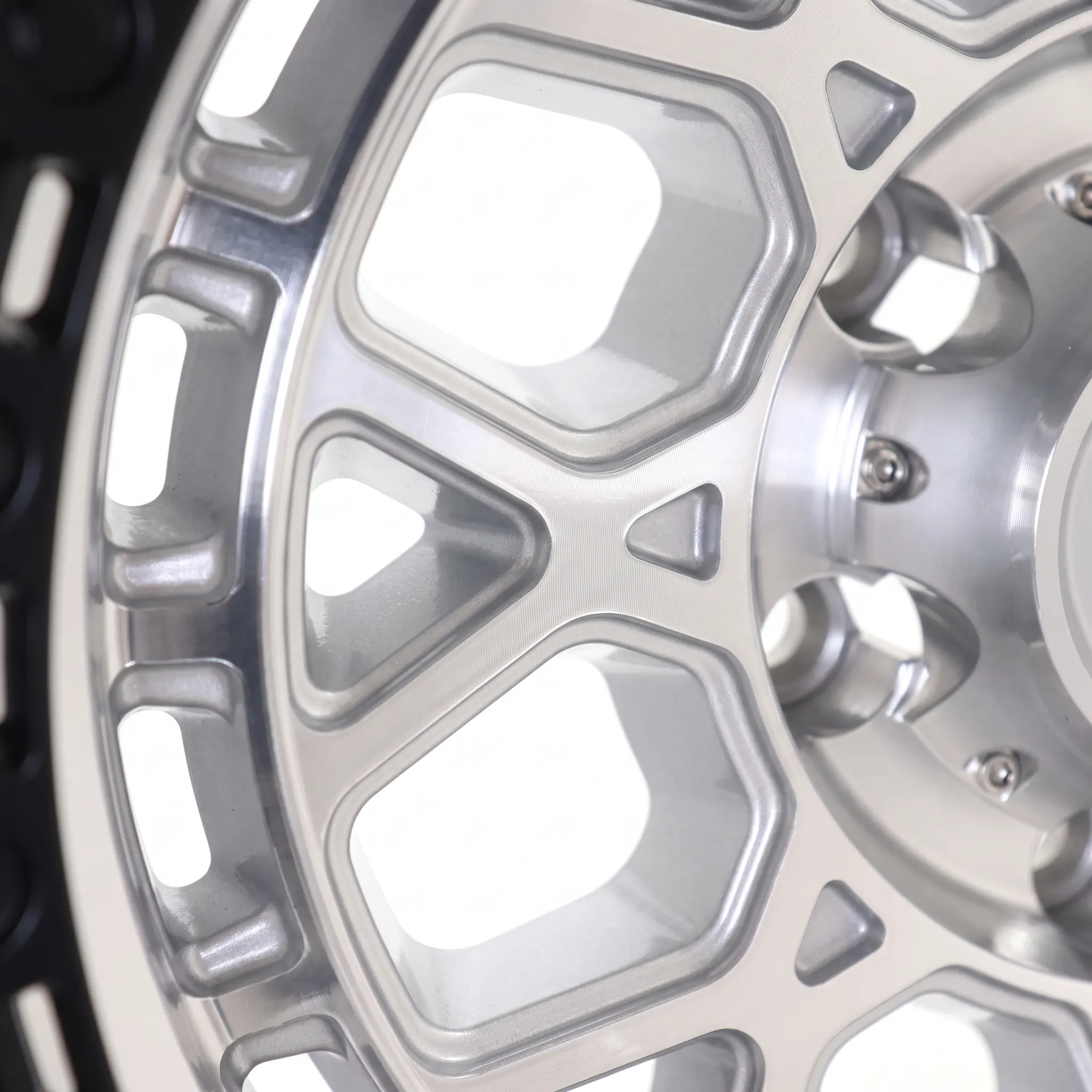 Close-up_of_wheel_spokes_2K_20261011191116 Close-up_of_wheel_spokes_2K_20261011191116