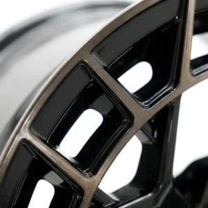 Macro_shot_of_bronze_wheel_20261022111751 Macro_shot_of_bronze_wheel_20261022111751