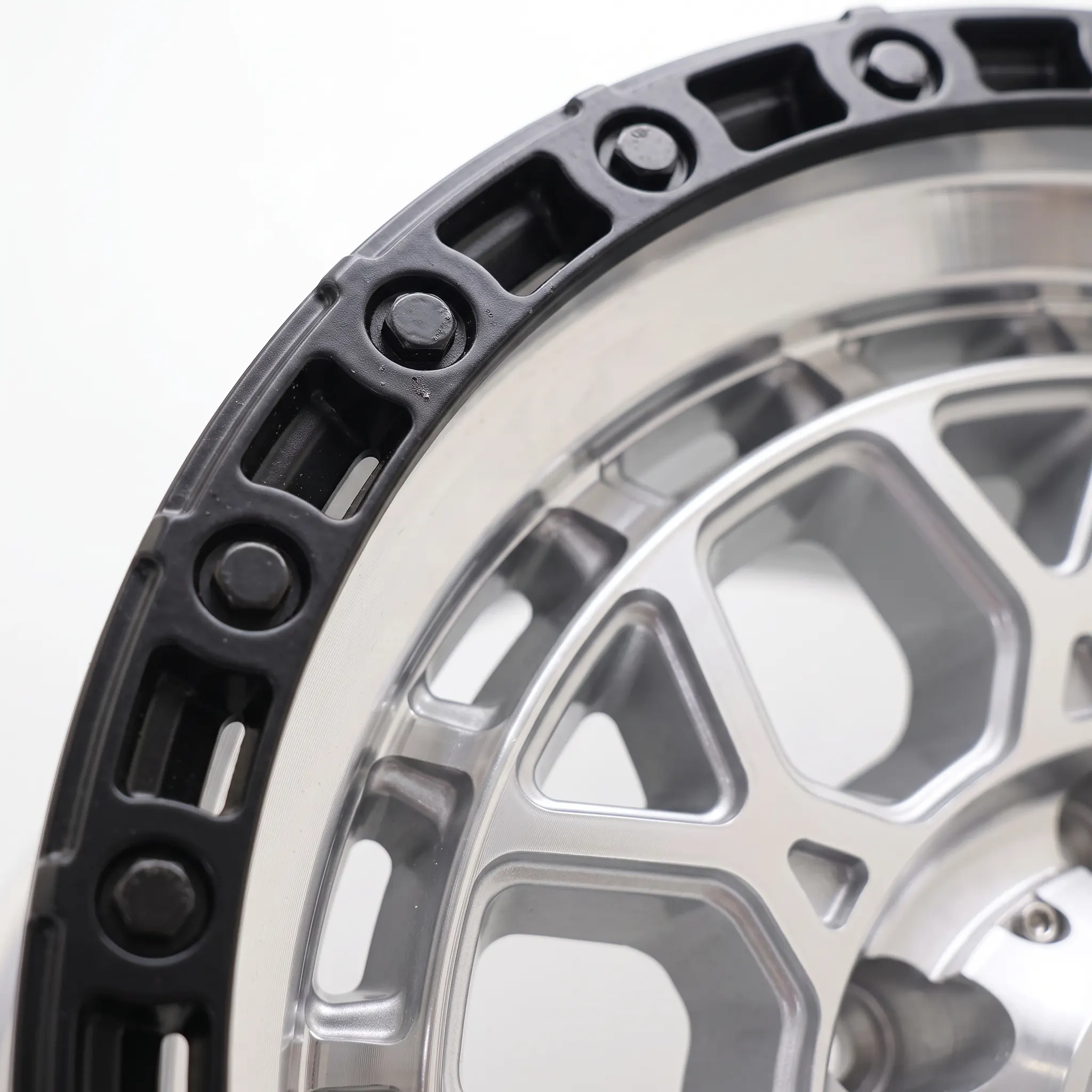 Wheel_rim_macro_shot_2K_20261011191124 Wheel_rim_macro_shot_2K_20261011191124