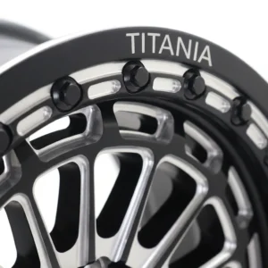 Wheel_rim_with_bolts_20261011200631