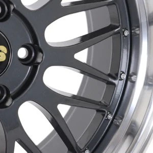 Wheel_spokes_close-up_view_2K_20261011172912 Wheel_spokes_close-up_view_2K_20261011172912