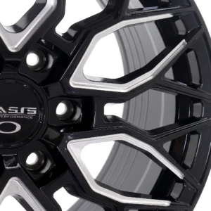 Wheel_spokes_macro_shot_2K_20261011194240